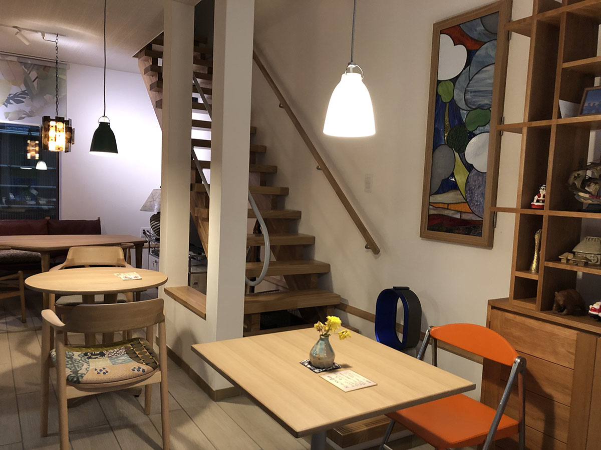 テーブル席の写真